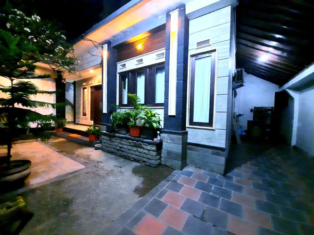 Ganggas Homestay Джимбаран Екстер'єр фото