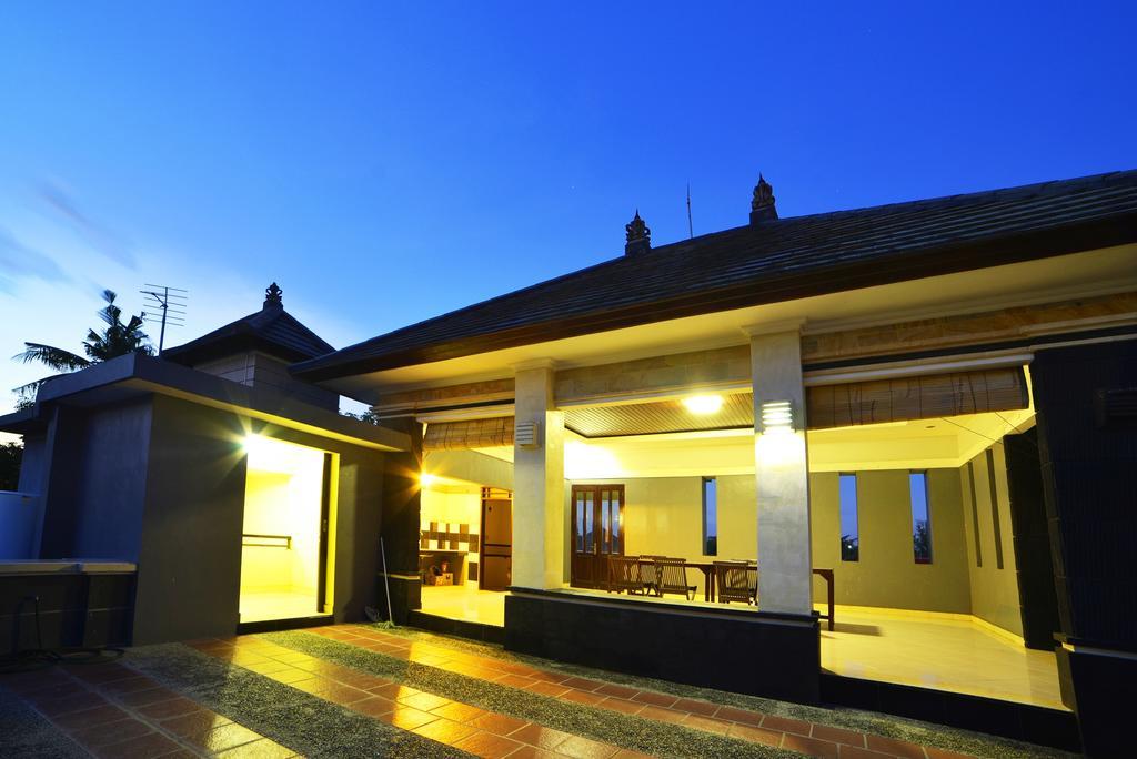 Ganggas Homestay Джимбаран Екстер'єр фото